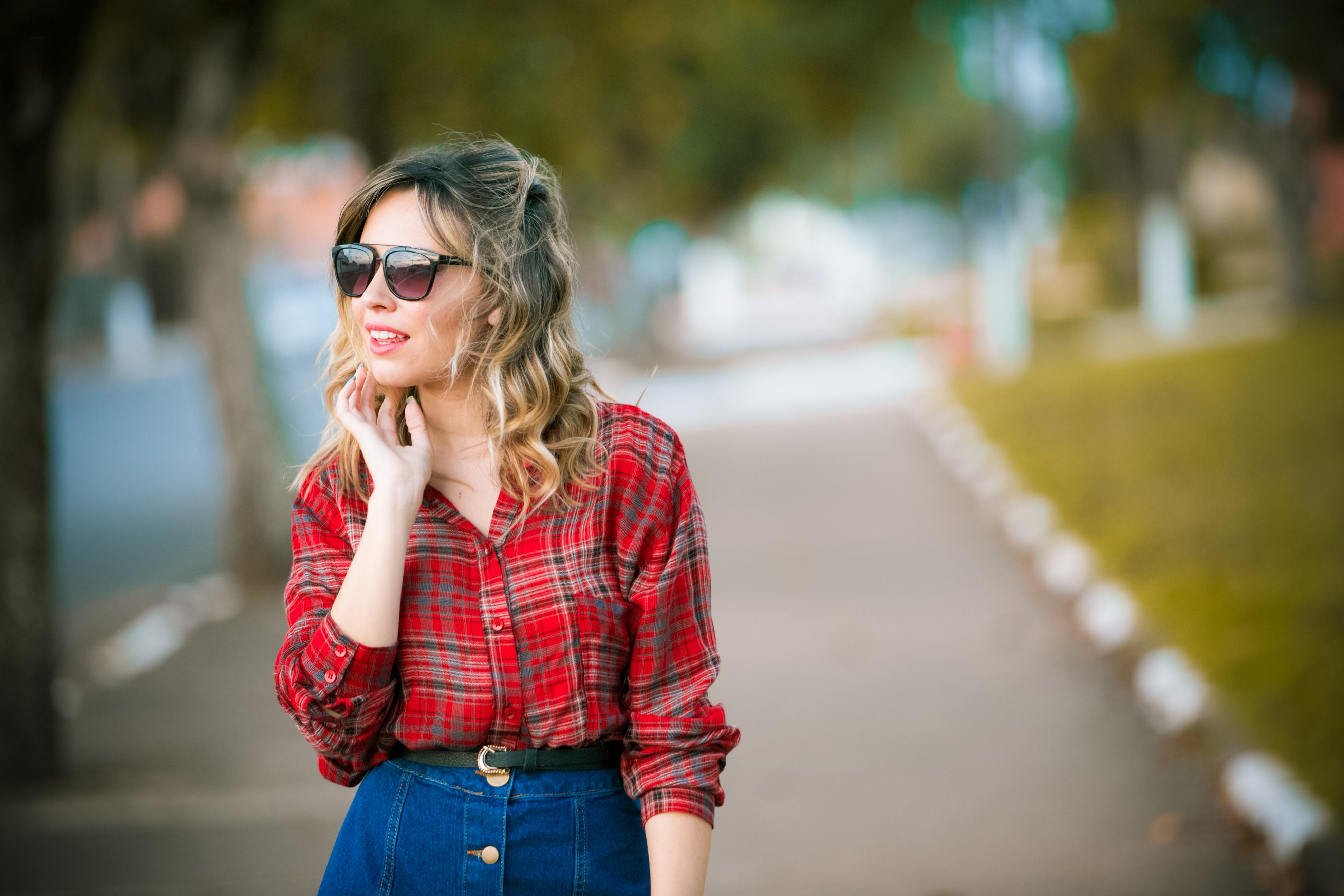 Saia jeans e Camisa xadrez